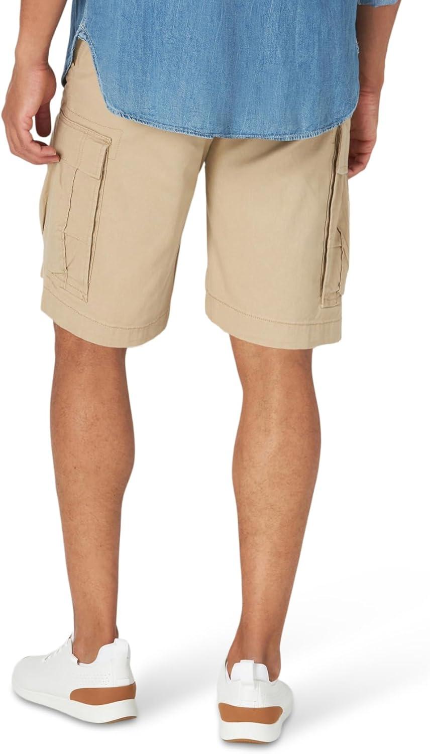 imageLee Mens Extreme Motion Carolina Cargo ShortBuff