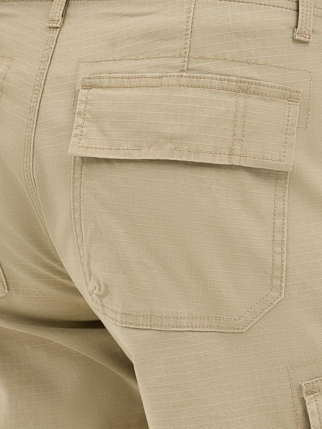 imageLee Mens Extreme Motion Carolina Cargo ShortKc Khaki Ripstop