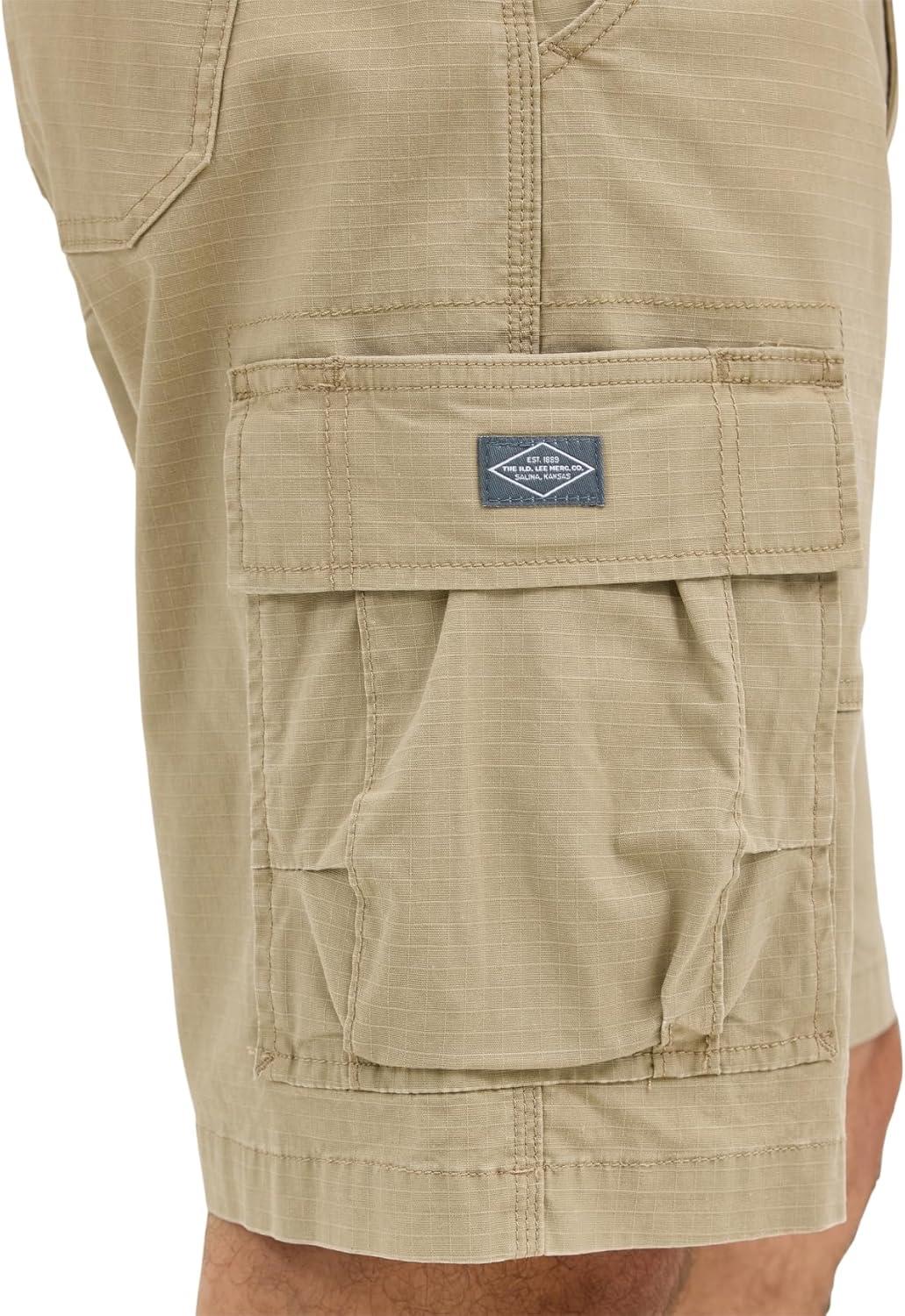imageLee Mens Extreme Motion Carolina Cargo ShortKc Khaki Ripstop
