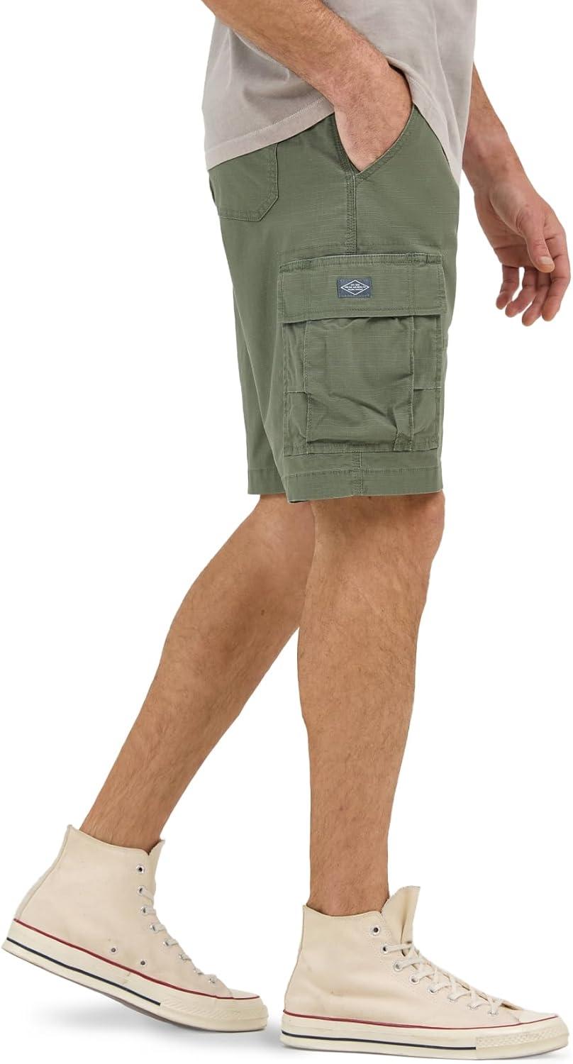 imageLee Mens Extreme Motion Carolina Cargo ShortOlive Grove Ripstop