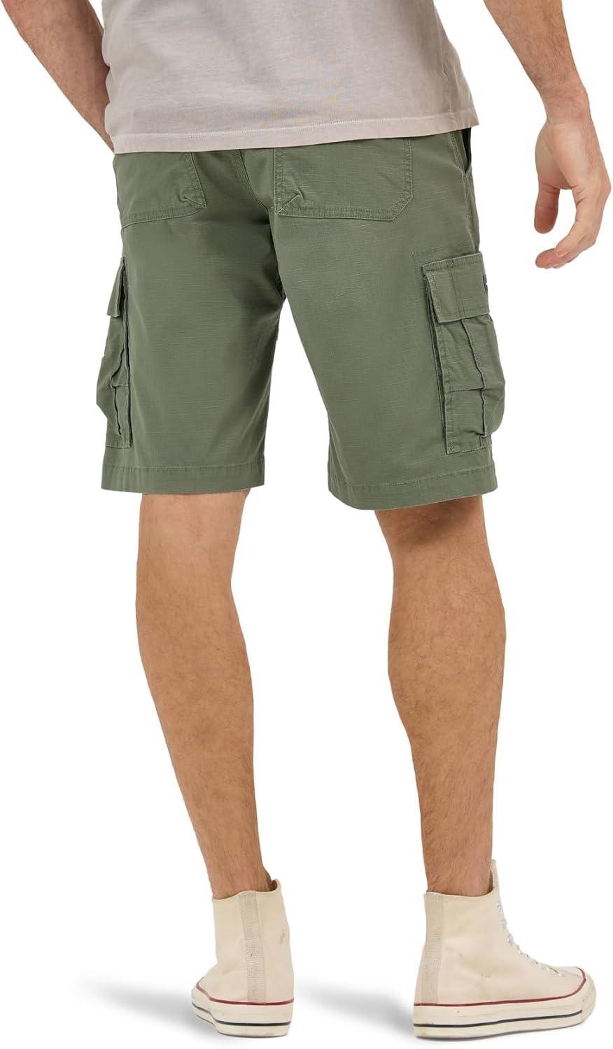 imageLee Mens Extreme Motion Carolina Cargo ShortOlive Grove Ripstop