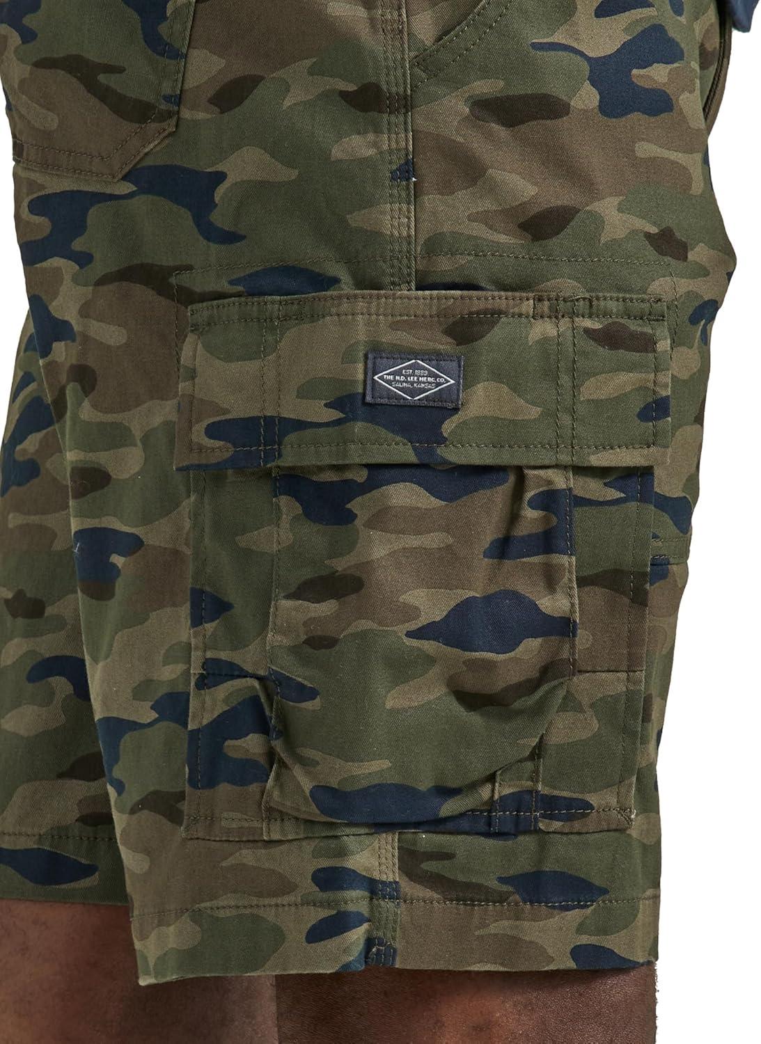 imageLee Mens Extreme Motion Carolina Cargo ShortTraditional Camo