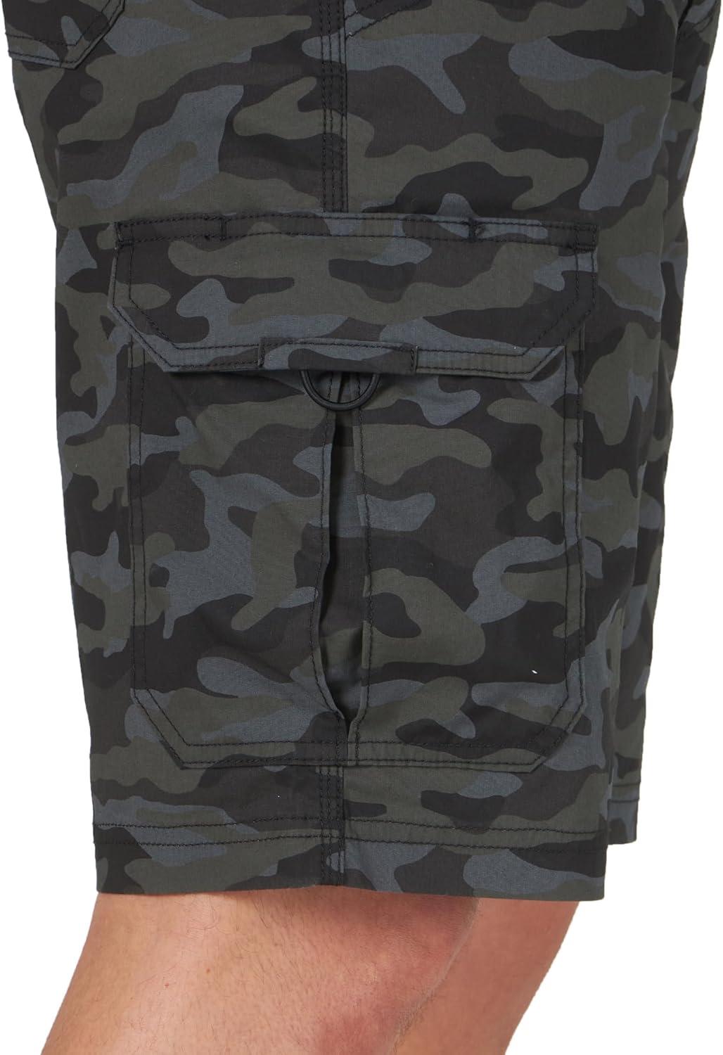 imageLee Mens Extreme Motion Crossroad Cargo ShortBlack Camo