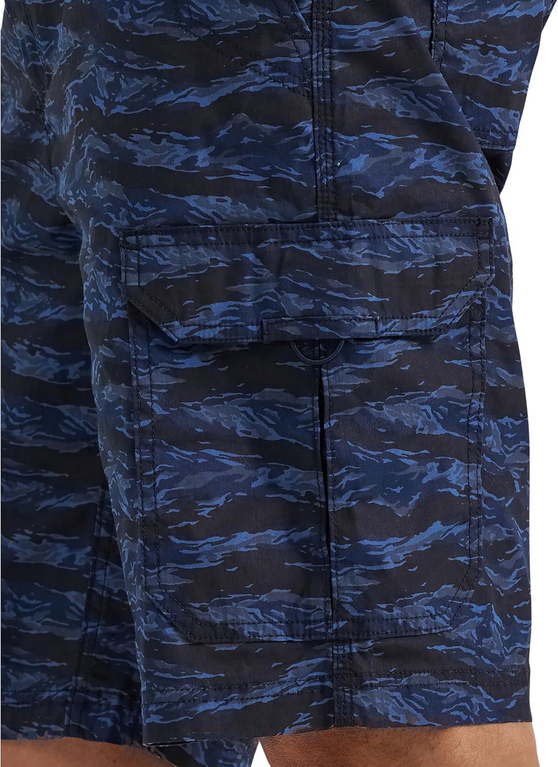 imageLee Mens Extreme Motion Crossroad Cargo ShortBlue Desert
