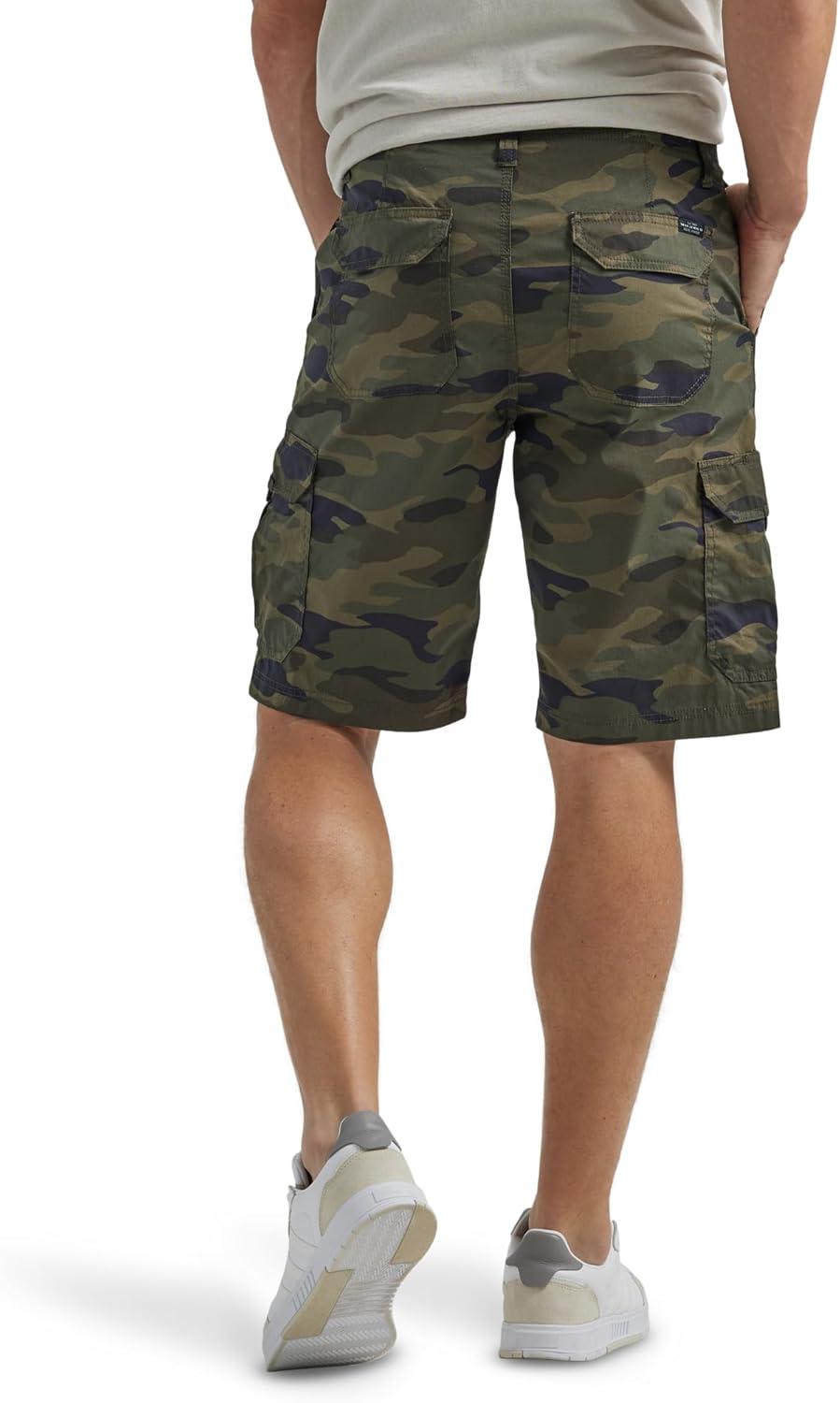 imageLee Mens Extreme Motion Crossroad Cargo ShortTraditional Camo