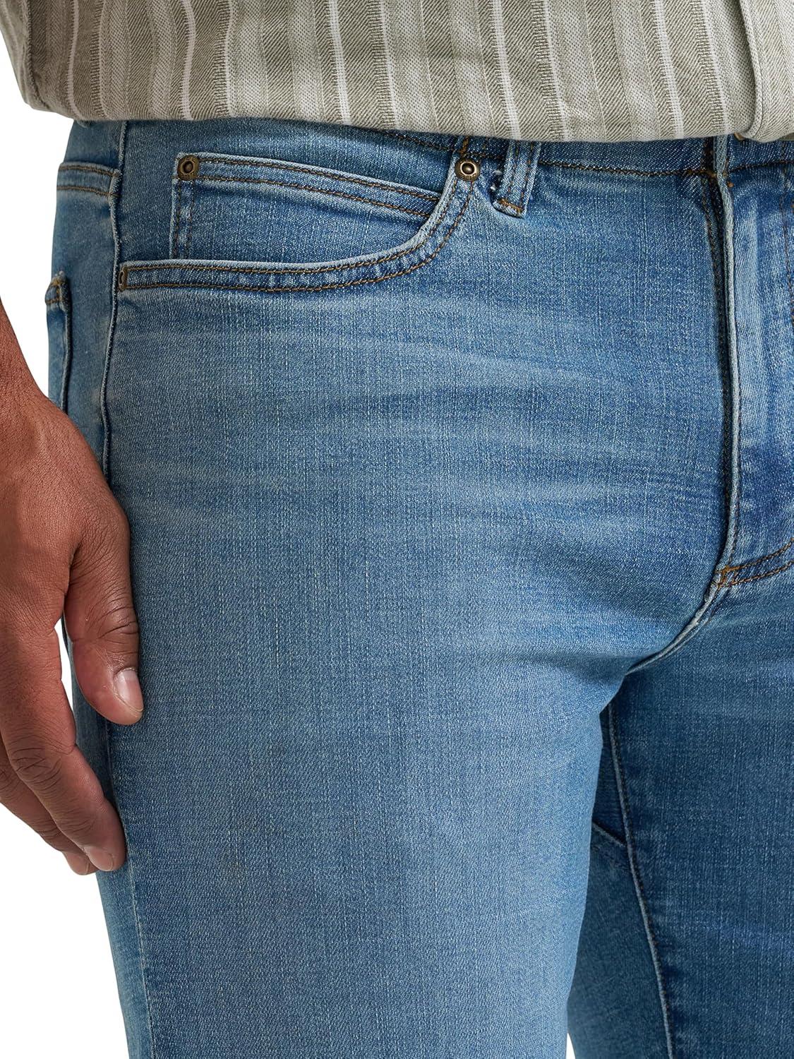 imageLee Mens Extreme Motion Regular Straight Jean with Cool TempAugust