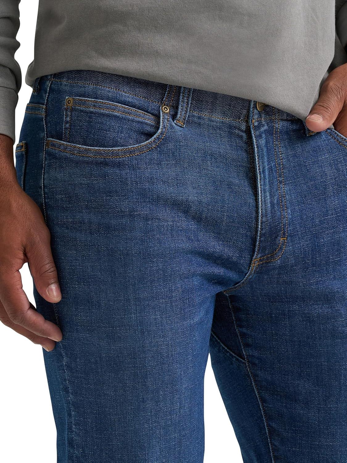 imageLee Mens Extreme Motion Regular Straight Jean with Cool TempStronghold
