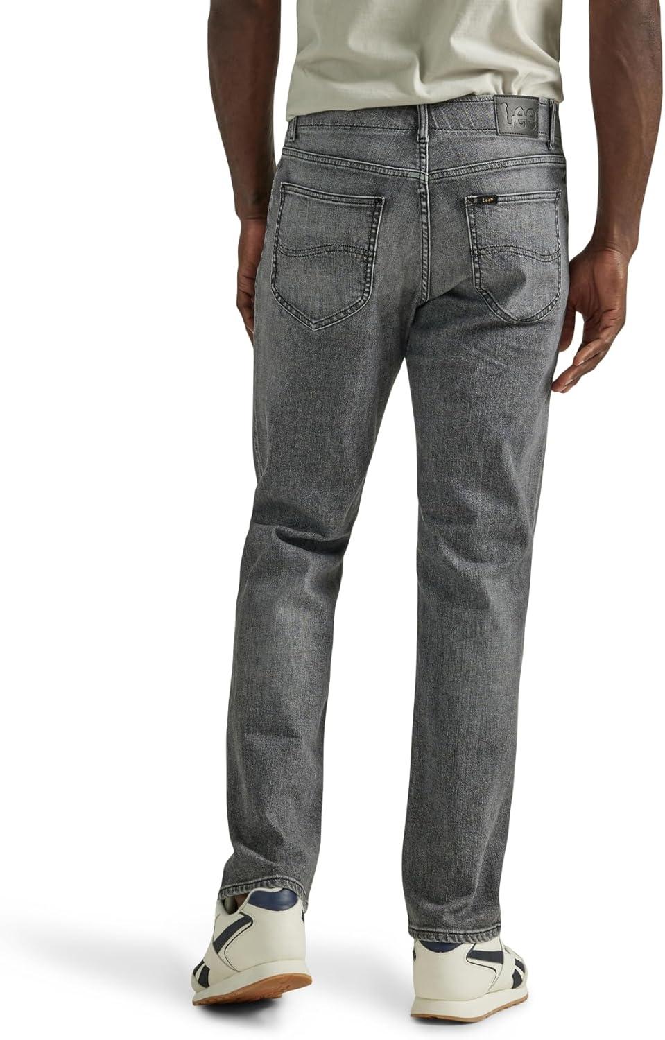 imageLee Mens Extreme Motion Regular Straight JeanOscelo