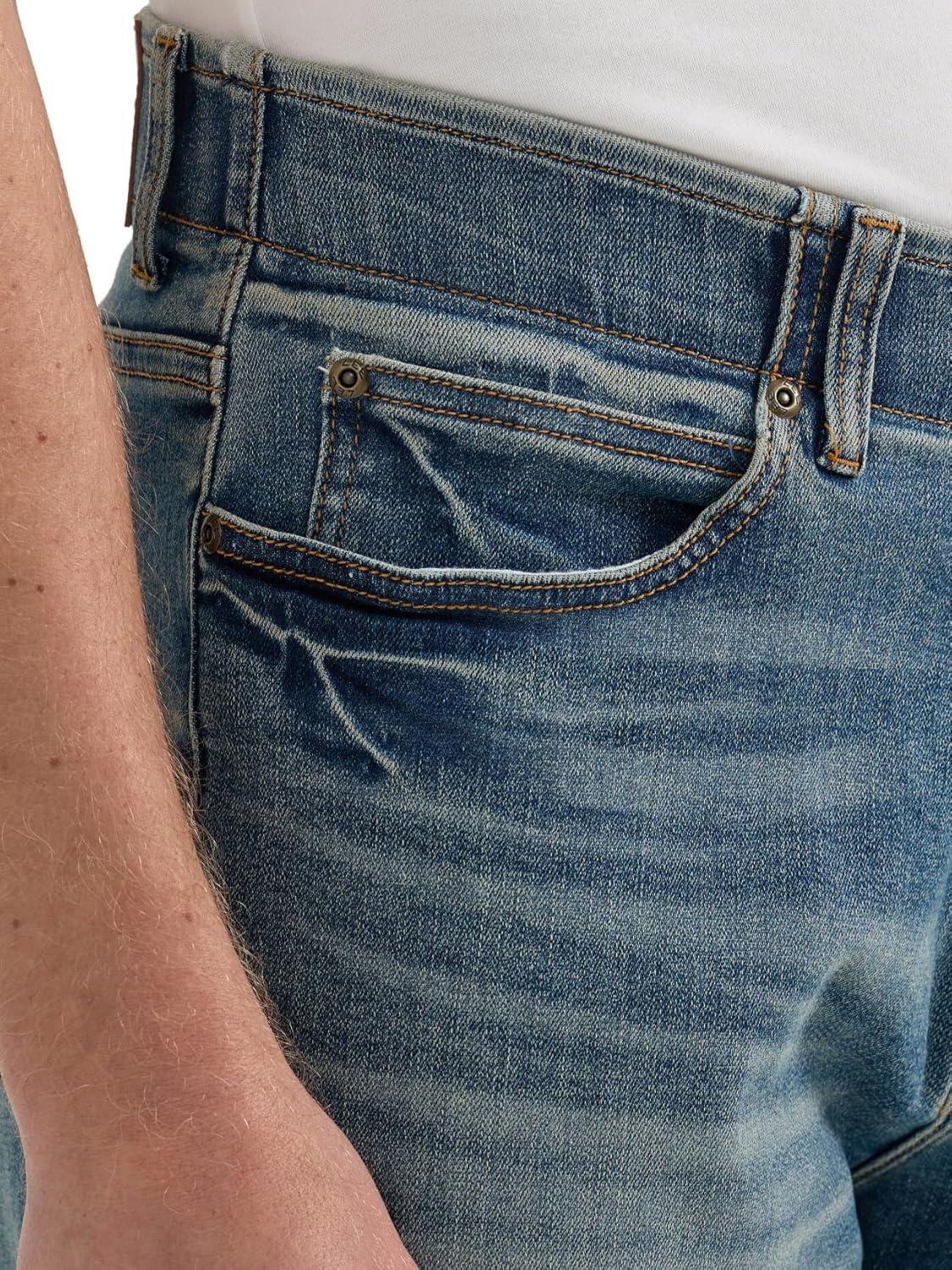 imageLee Mens Extreme Motion Relaxed Straight JeanZone