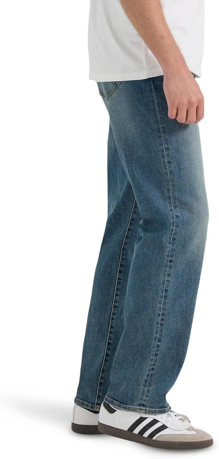 imageLee Mens Extreme Motion Relaxed Straight JeanZone