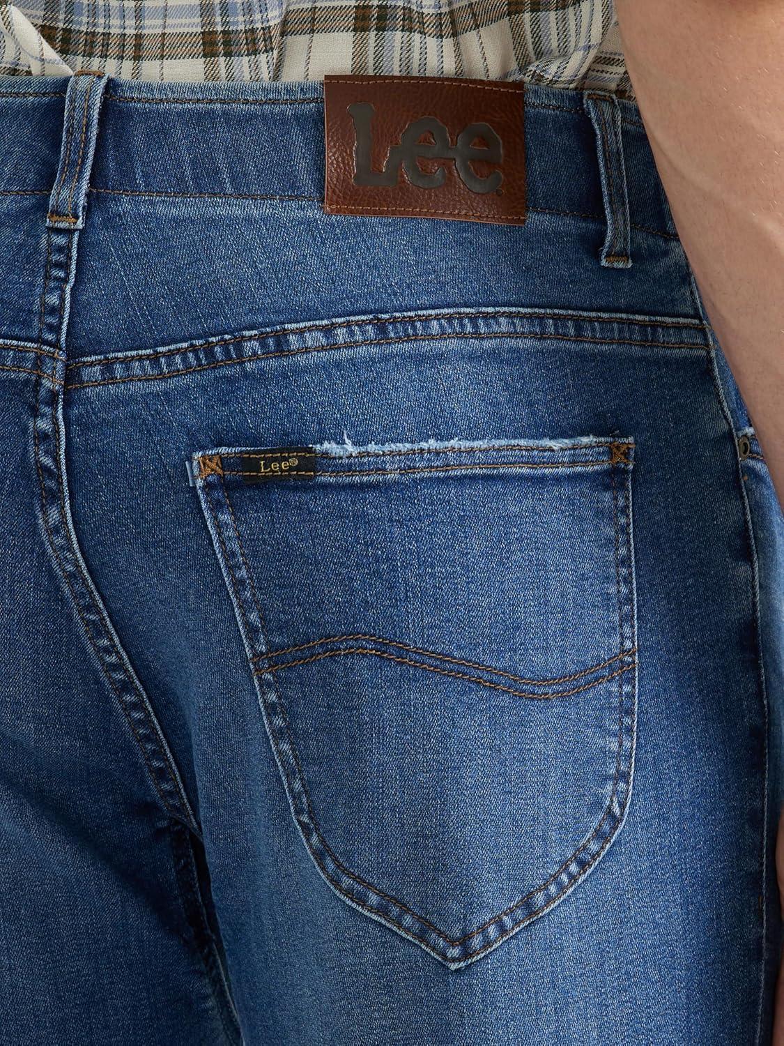 imageLee Mens Extreme Motion Straight Taper JeanGalilean Blue