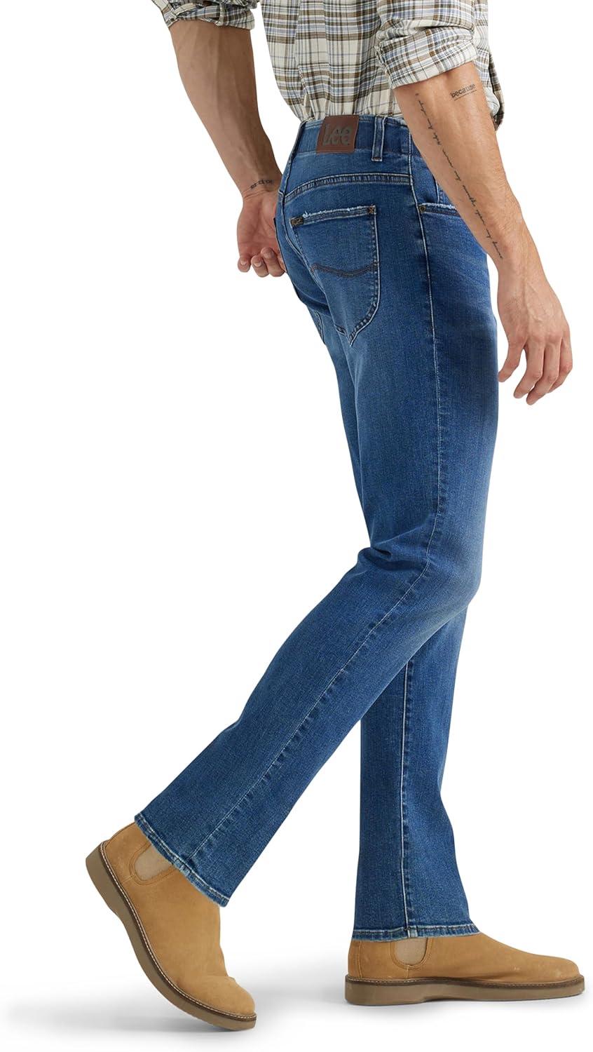 imageLee Mens Extreme Motion Straight Taper JeanGalilean Blue