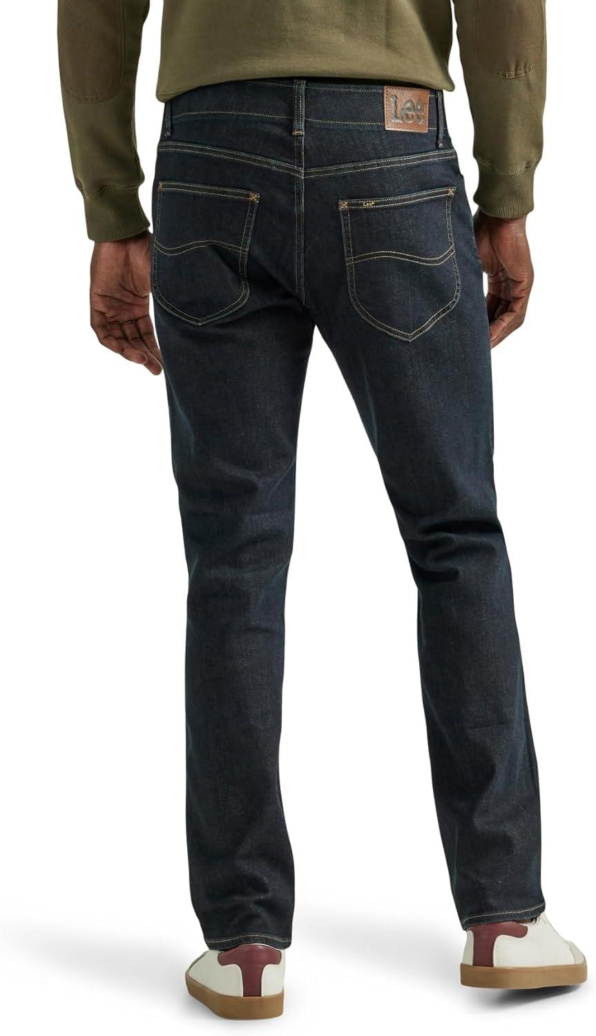 imageLee Mens Extreme Motion Straight Taper JeanRinse