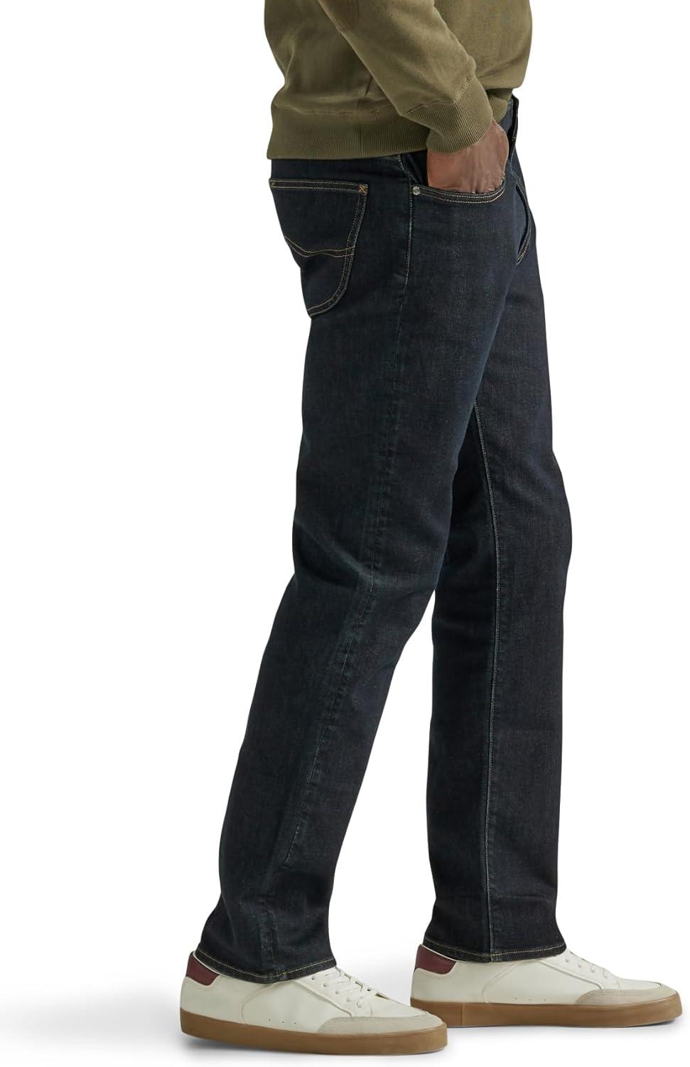 imageLee Mens Extreme Motion Straight Taper JeanRinse