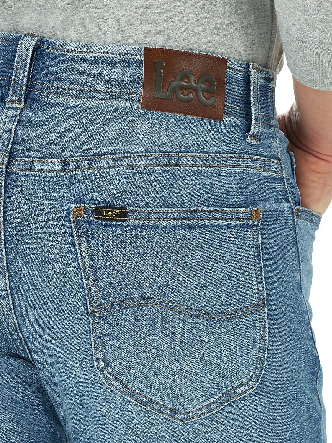 imageLee Mens Extreme Motion Straight Taper JeanScott