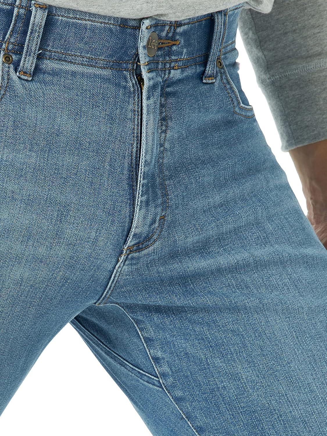 imageLee Mens Extreme Motion Straight Taper JeanScott