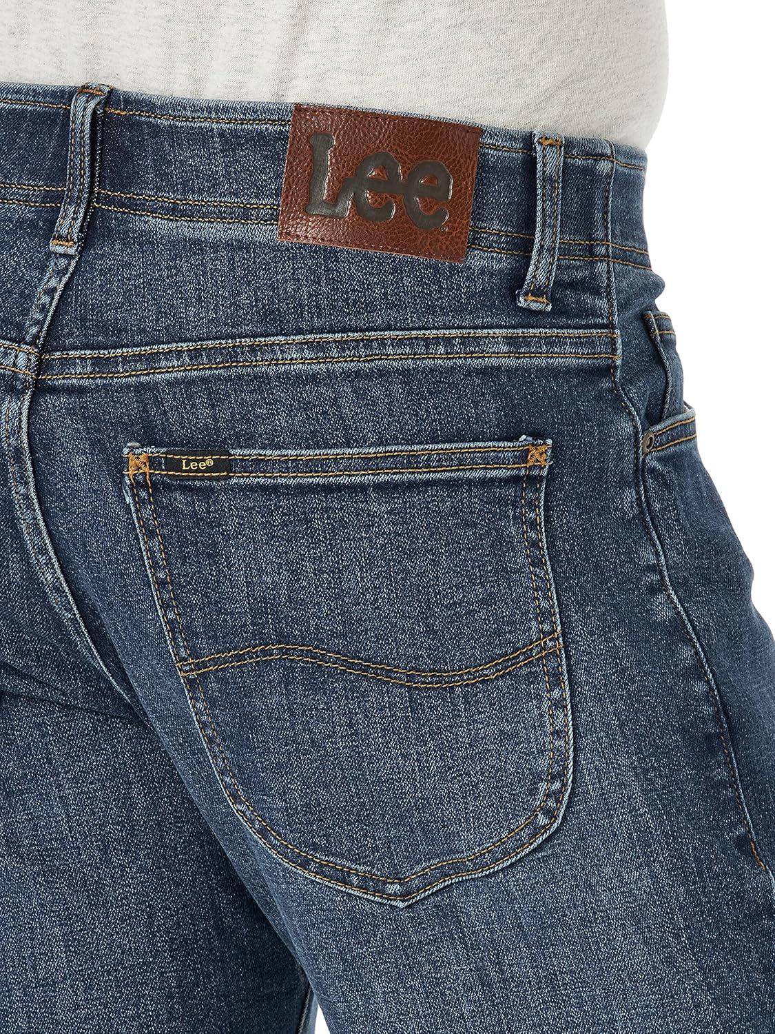 imageLee Mens Extreme Motion Straight Taper JeanTokyo