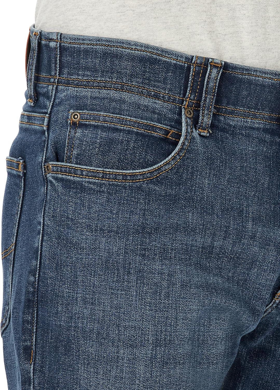 imageLee Mens Extreme Motion Straight Taper JeanTokyo
