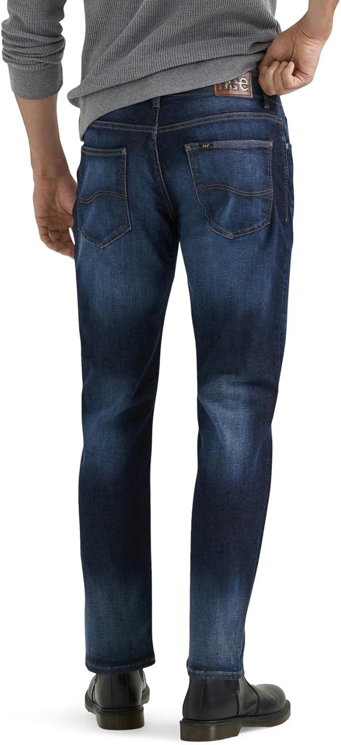 imageLee Mens Extreme Motion Straight Taper JeanTrip
