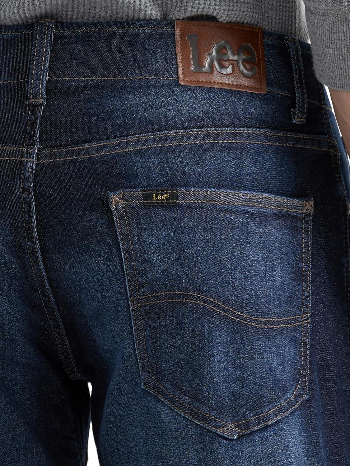imageLee Mens Extreme Motion Straight Taper JeanTrip