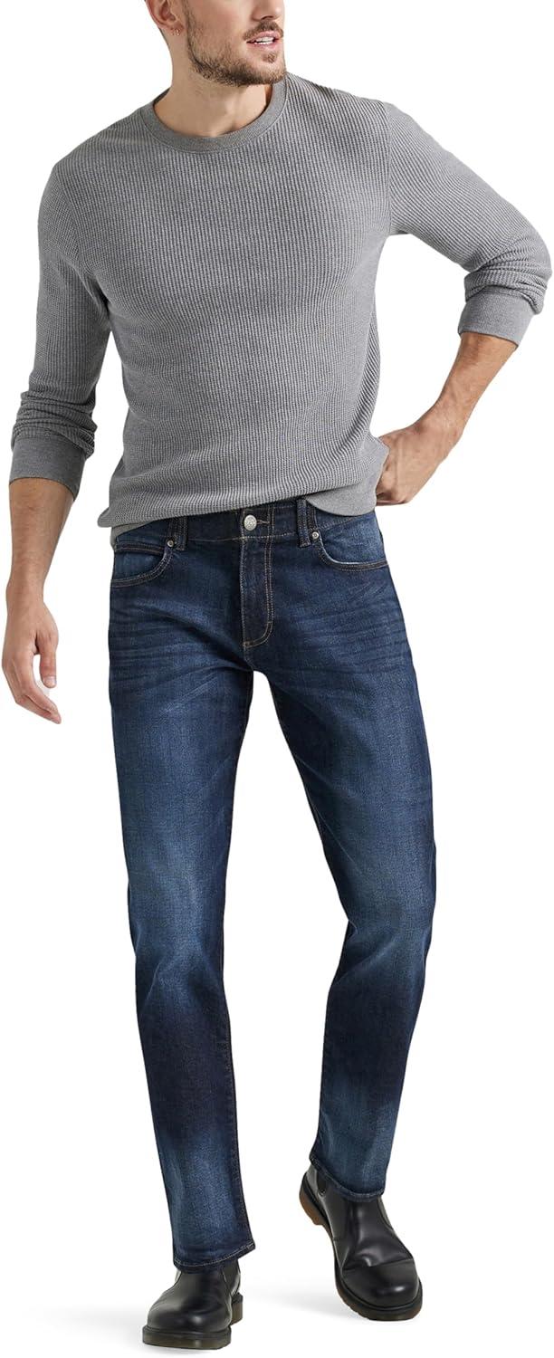 imageLee Mens Extreme Motion Straight Taper JeanTrip