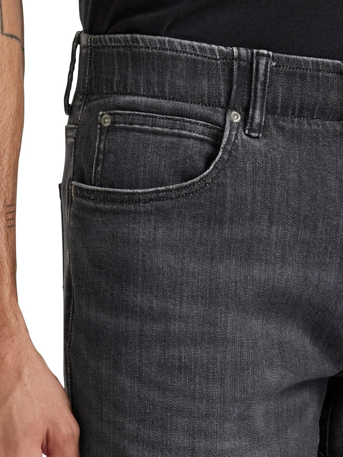 imageLee Mens Extreme Motion Straight Taper JeanWashed Black