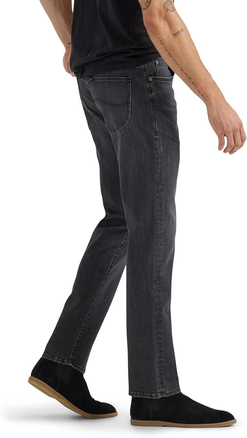 imageLee Mens Extreme Motion Straight Taper JeanWashed Black