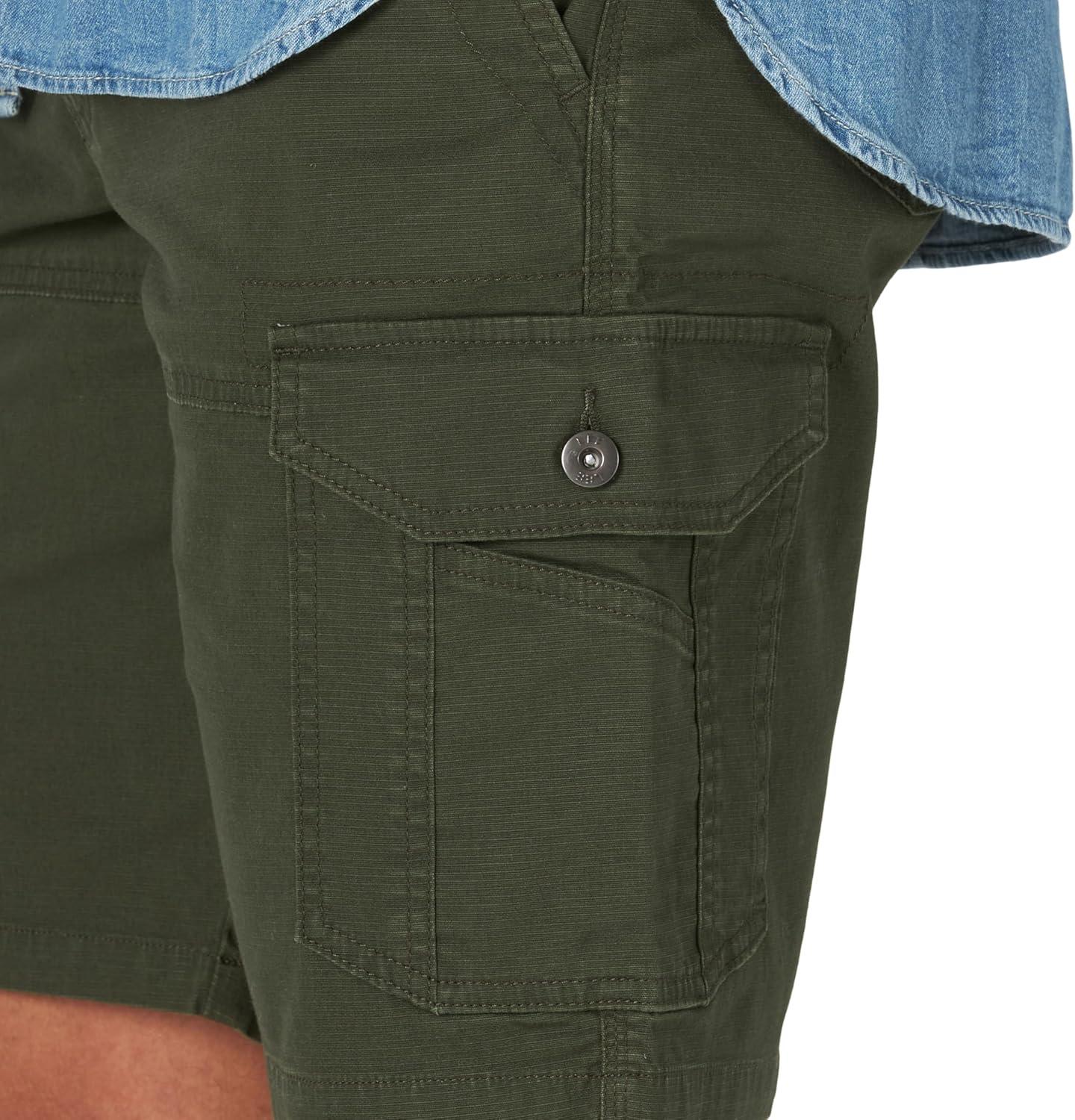 imageLee Mens Extreme Motion Swope Cargo ShortFrontier Olive