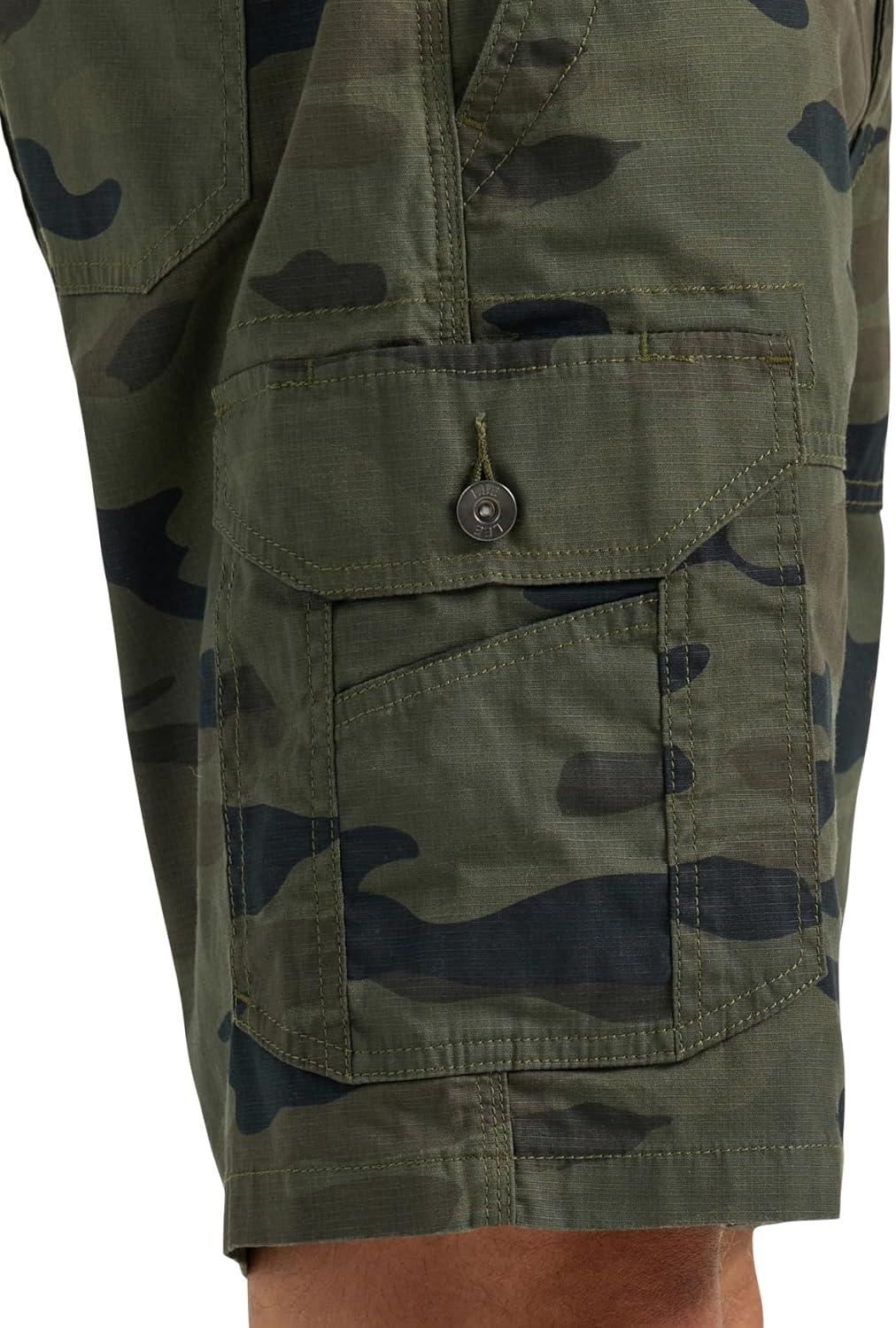 imageLee Mens Extreme Motion Swope Cargo ShortGreen Granite Camo