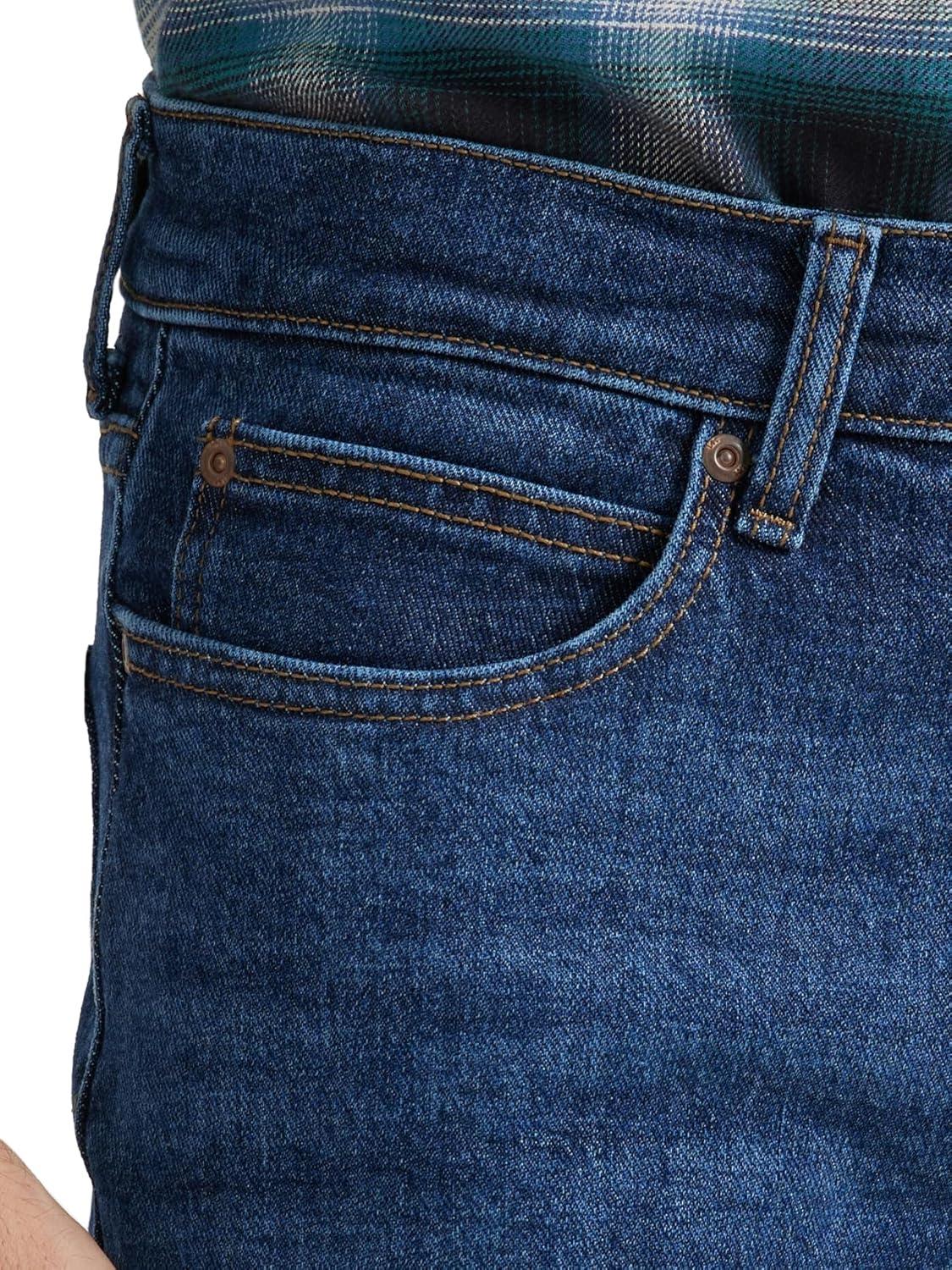 imageLee Mens Legendary Regular Boot JeanInfinite
