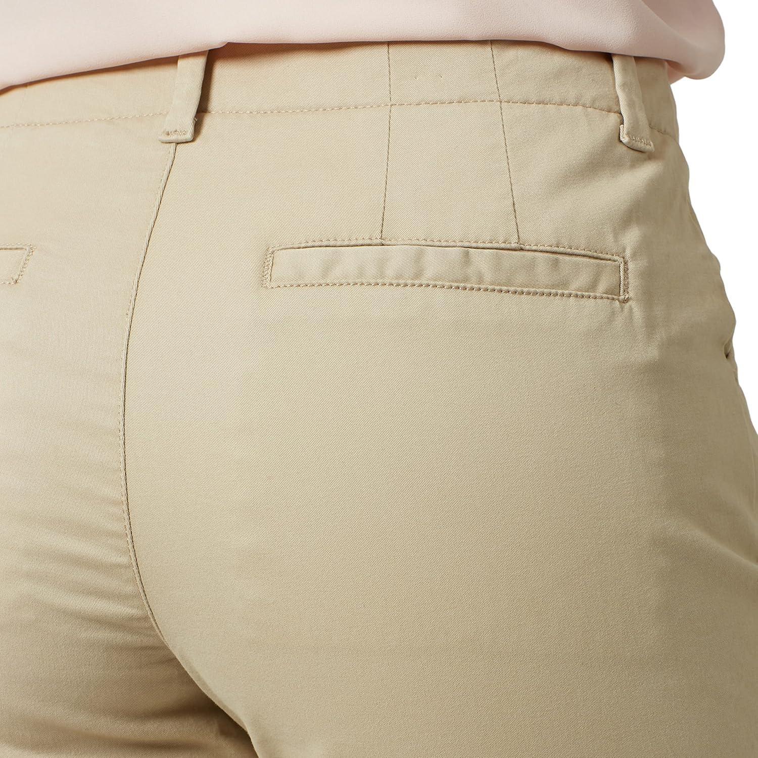 imageLee Womens Legendary 9 Chino Bermuda ShortSafari
