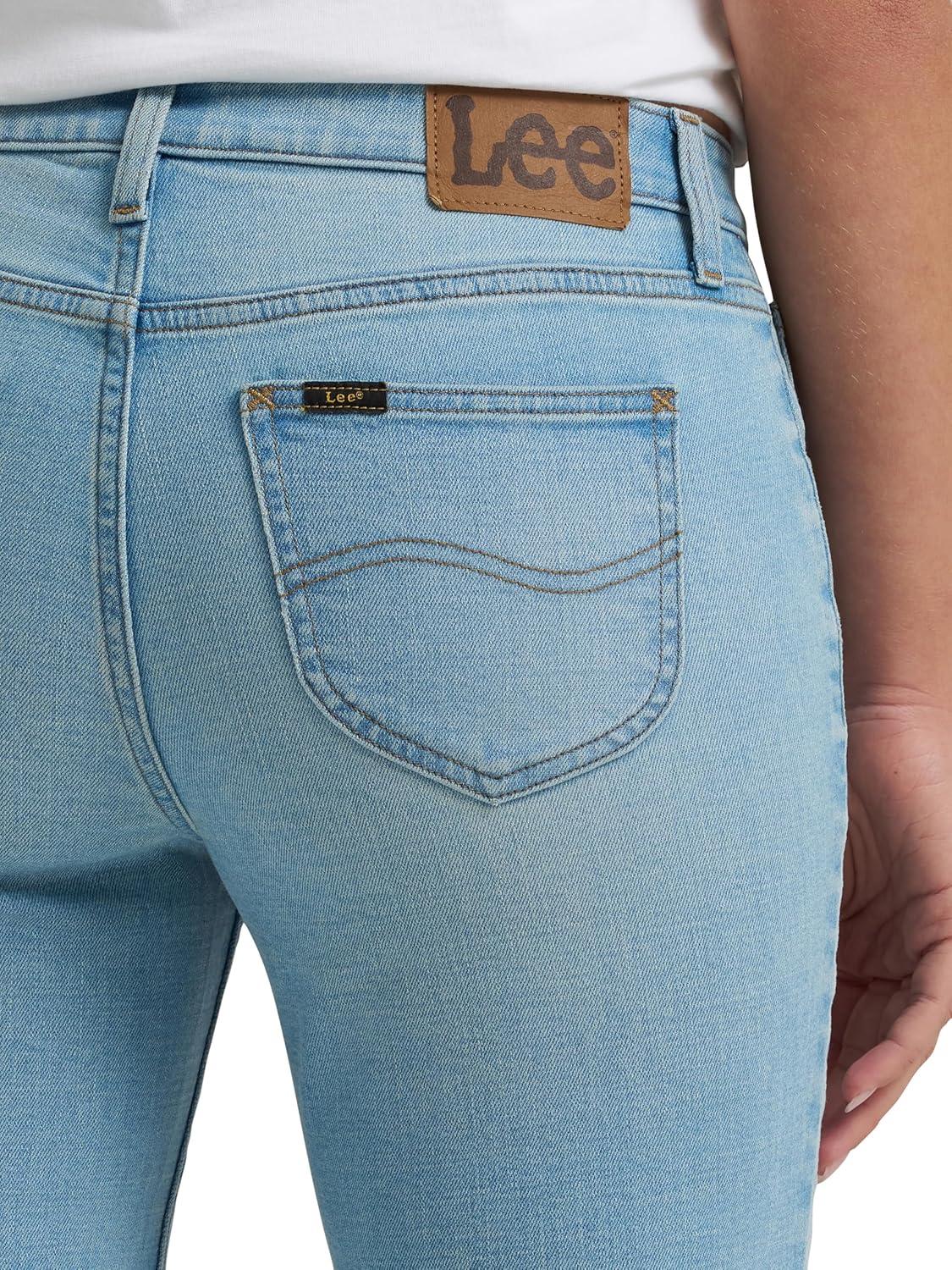 imageLee Womens Legendary Straight Capri JeanCobalt Cloud