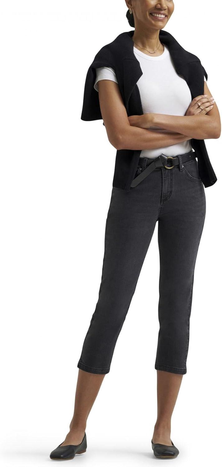 imageLee Womens Legendary Straight Capri JeanPlay It Cool