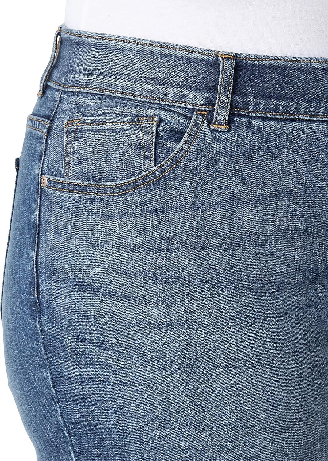 imageLee Womens Plus Size Ultra Lux Comfort with Flex Motion Straight Leg JeanSeattle