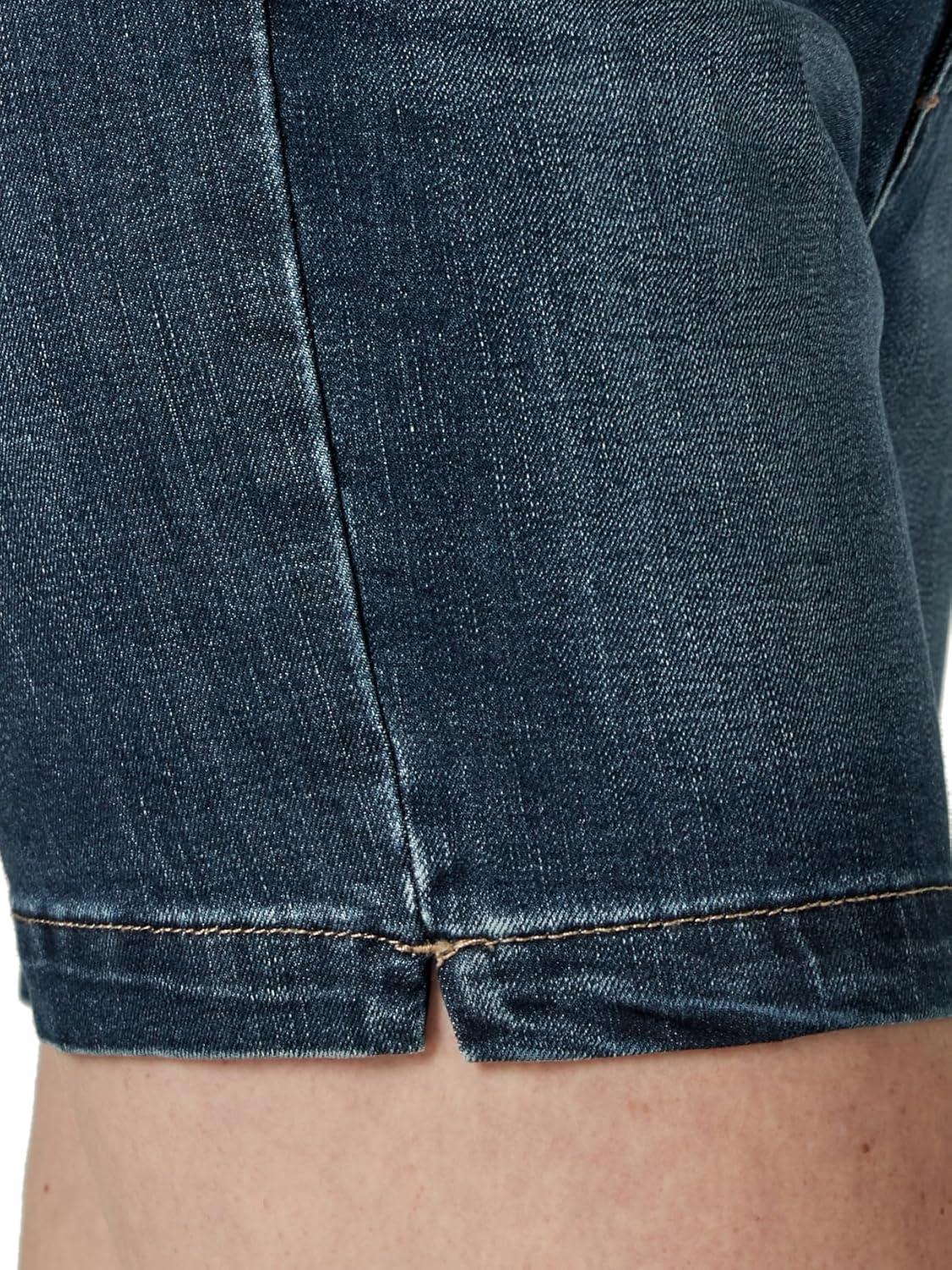 imageLee Womens Regular Fit Chino ShortExpedition