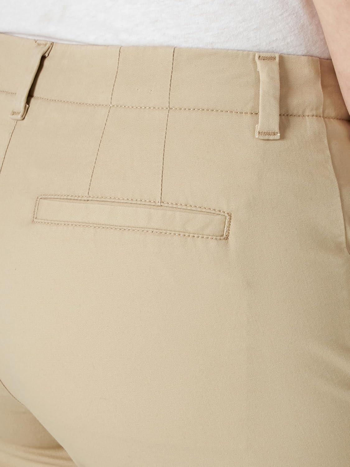 imageLee Womens Regular Fit Chino ShortSafari