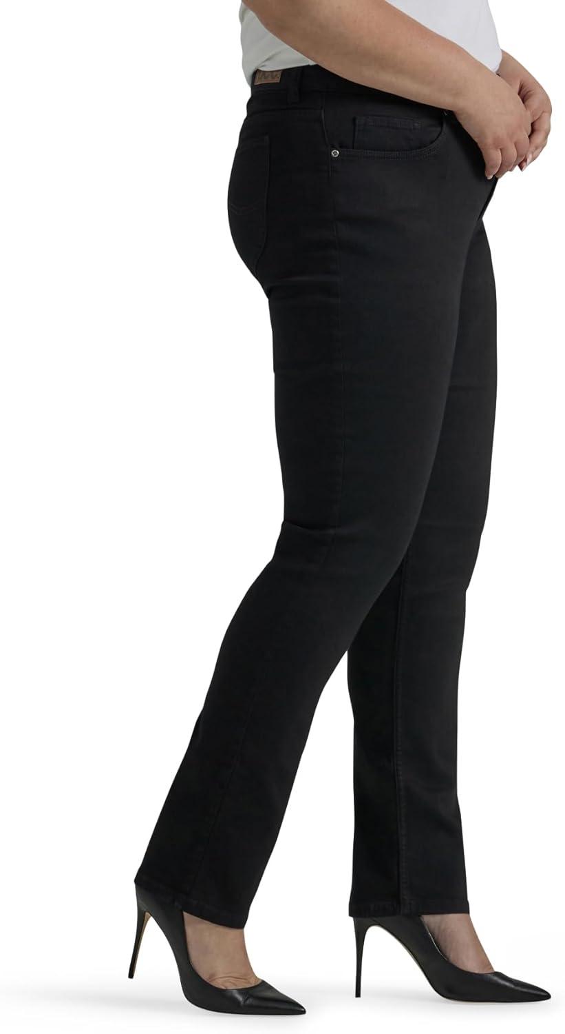 imageLee Womens Regular Fit Straight Leg JeanBlack