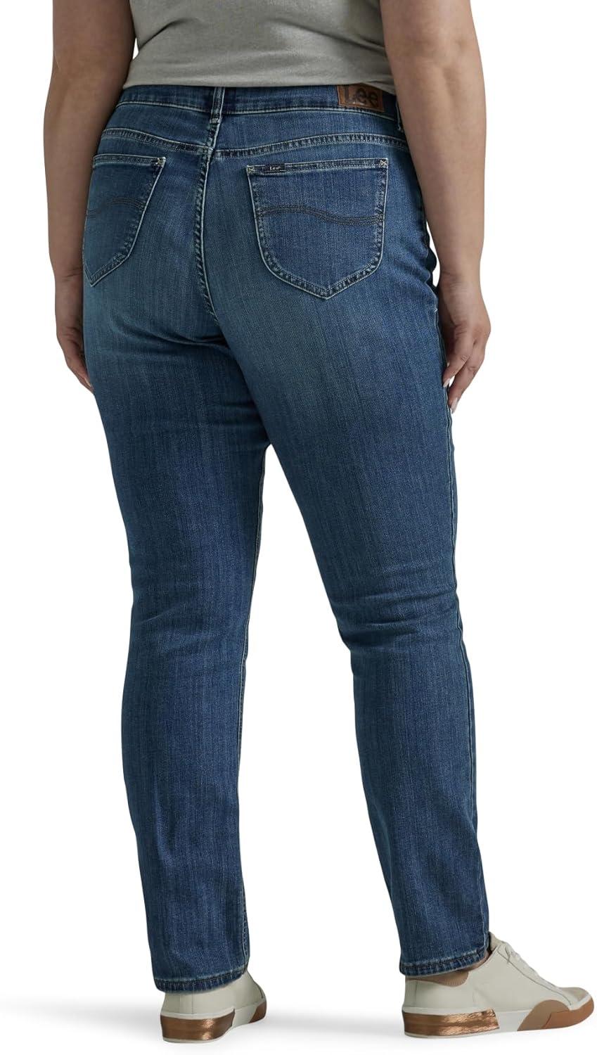 imageLee Womens Regular Fit Straight Leg JeanSeattle