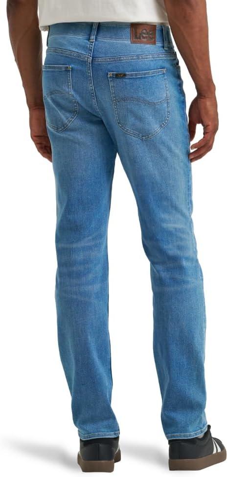 imageMens Extreme Motion Slim Straight Leg Jean 2015437Revival
