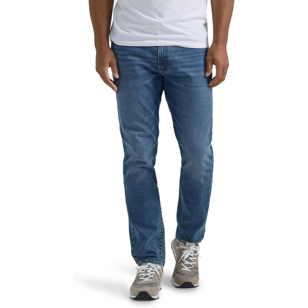 imageLee Mens Extreme Motion Regular Taper JeanJumper