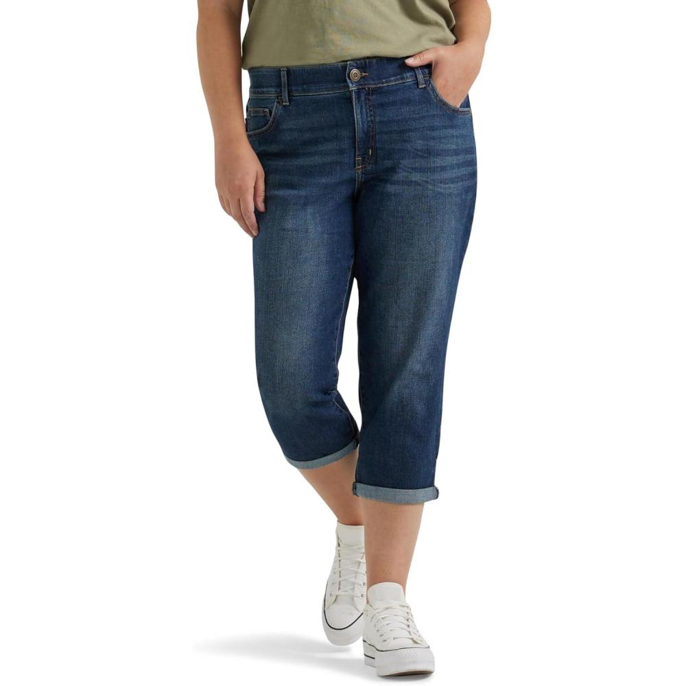 imageLee Womens Flex Motion 5 Pocket Capri JeanBewitched