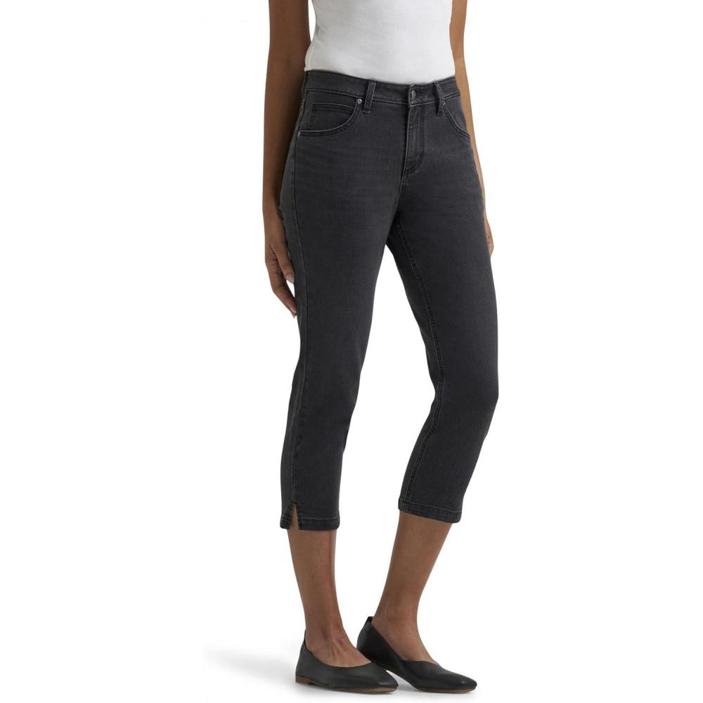 imageLee Womens Legendary Straight Capri JeanPlay It Cool