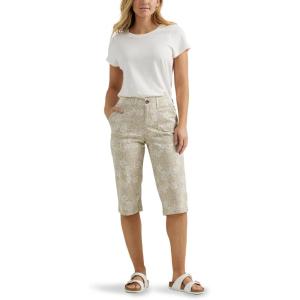Lee Women’s Ultra Lux Comfort with Flex-to-go Utility Skimmer Capri Pant(Ecru Tropical Floral)