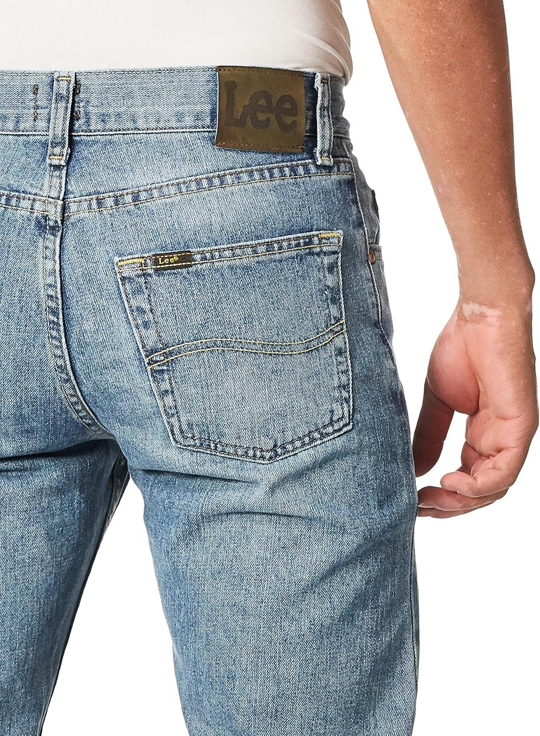imageLee Mens Regular Fit Straight Leg JeanDakota