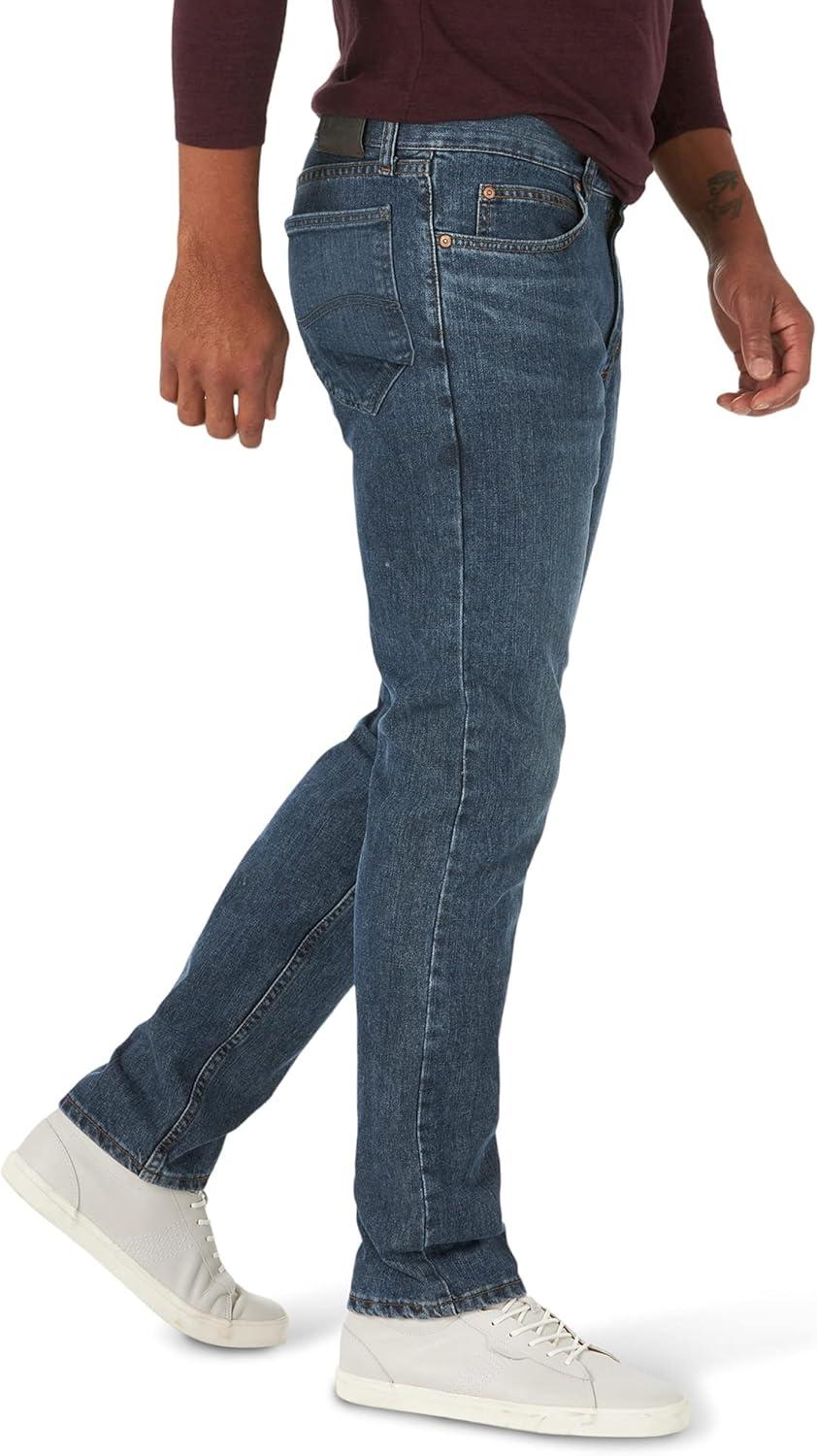 imageLee Mens Regular Fit Straight Leg JeanLieutenant