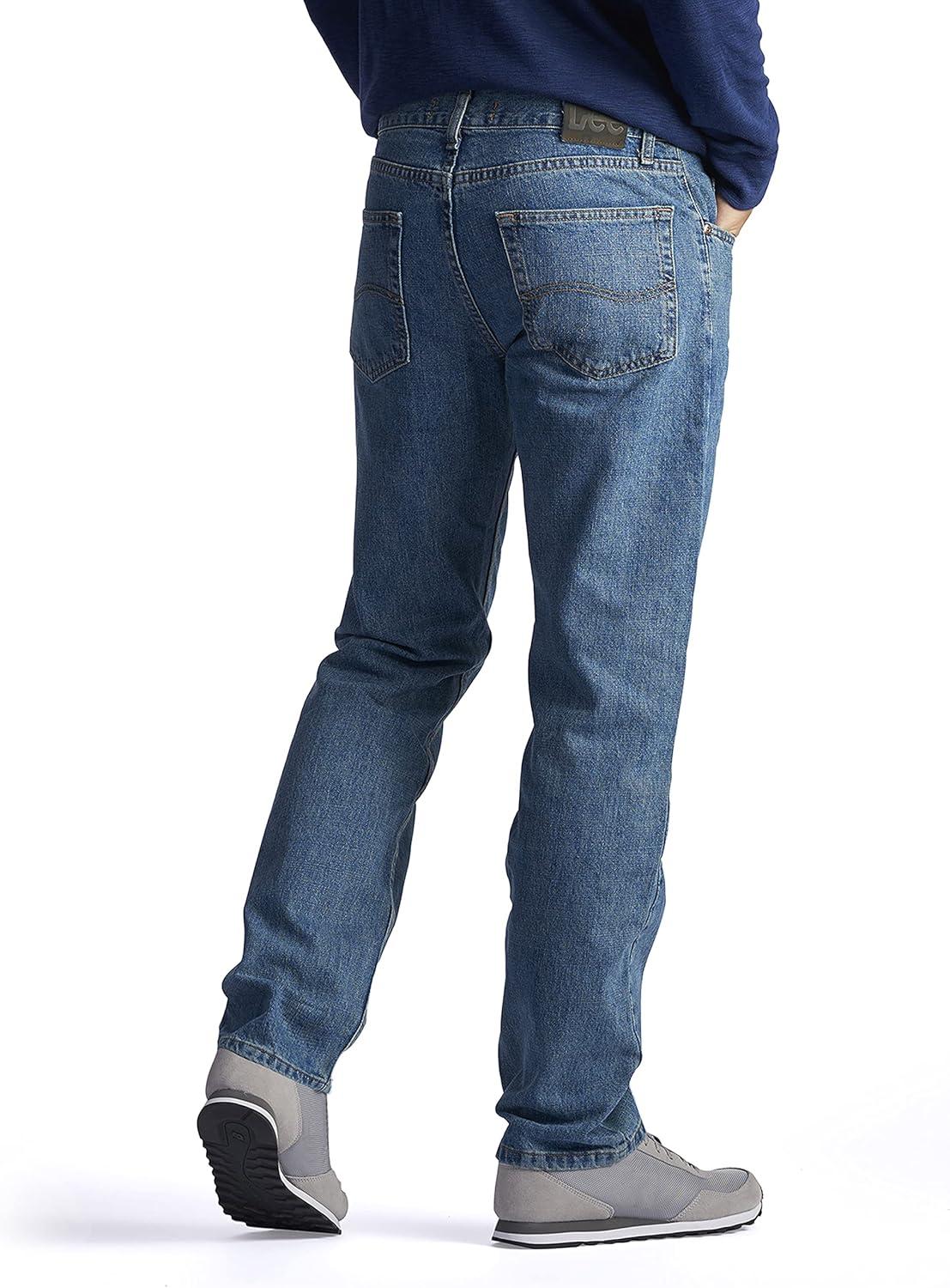 imageLee Mens Regular Fit Straight Leg JeanWylie