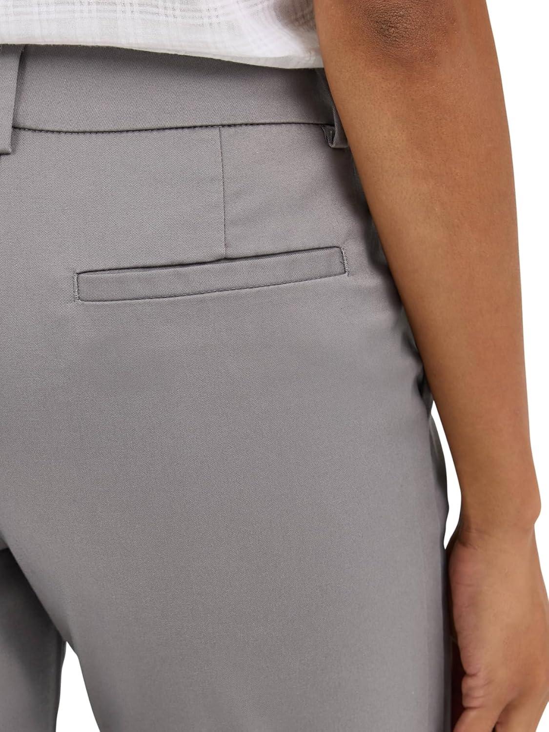 imageLee Womens Wrinkle Free 23 Capri PantHd Lee Gray