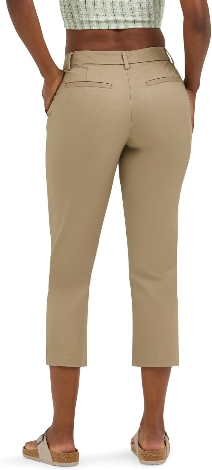 imageLee Womens Wrinkle Free 23 Capri PantKansas City Khaki