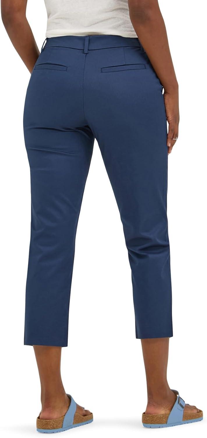 imageLee Womens Wrinkle Free 23 Capri PantMood Indigo